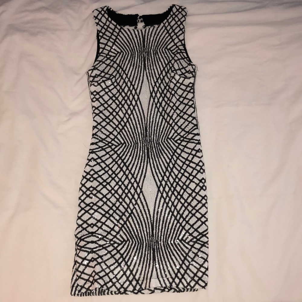 SEQUIN BODYCON DRESS